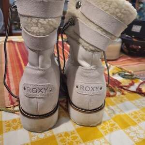 Roxy Brandi II Off-White Leather Faux Fur Snow Boots